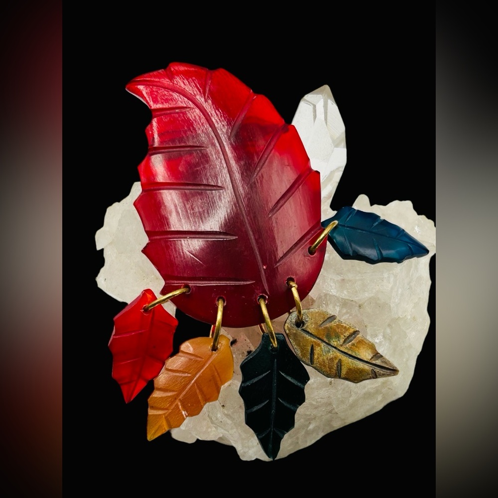 Vintage Hand Carved Lucite Leaf Dangle Brooch OOAK